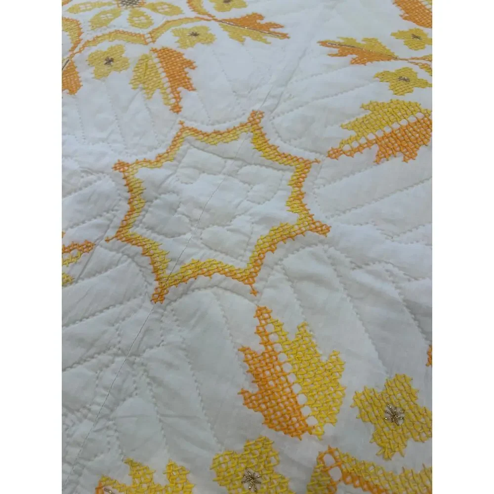 Quilt Queen Blanket Coverlet Vintage honey bee yellow floral Cross Stitched